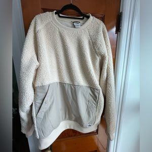 Men’s North Face oversized sherpa sweater